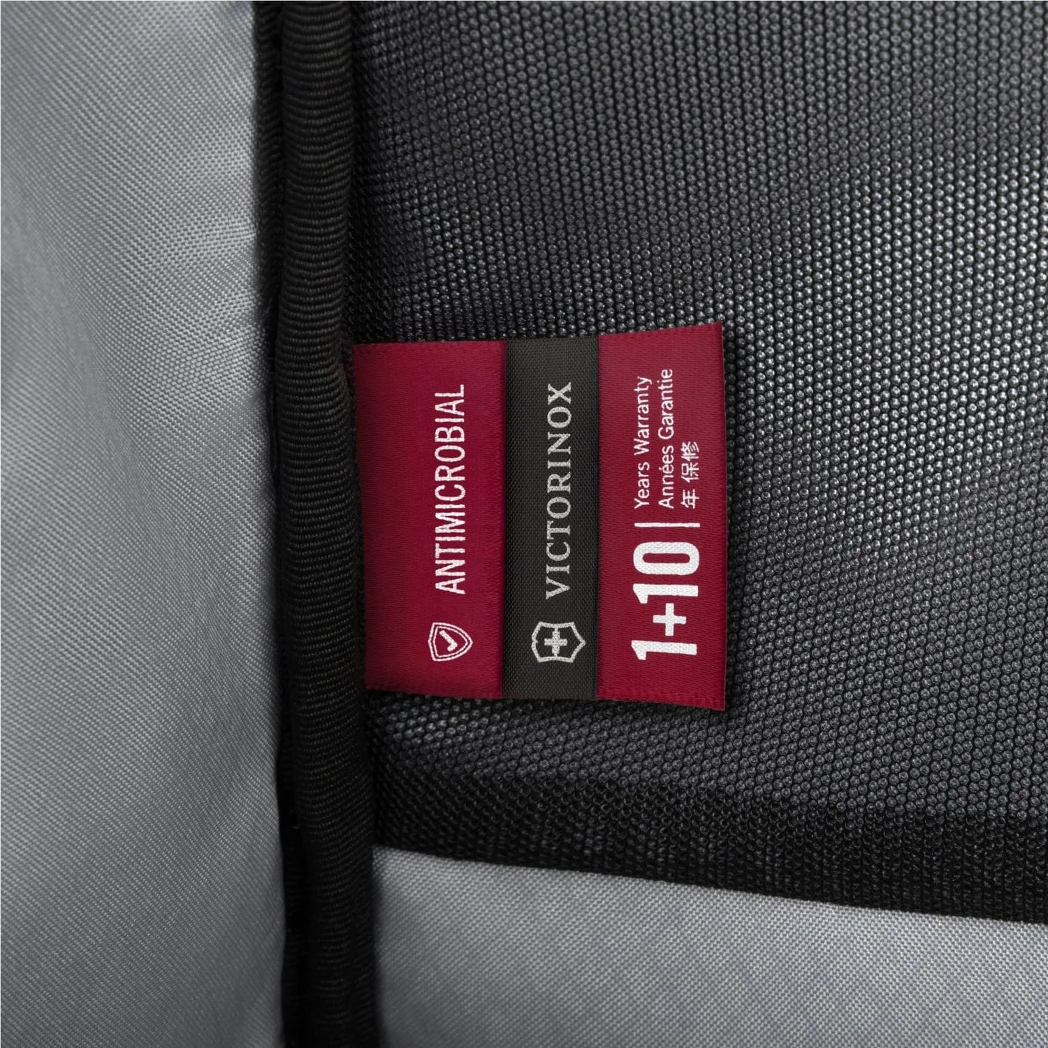 Victorinox Touring 2.0 Travel 2-in-1 Duffle Bag